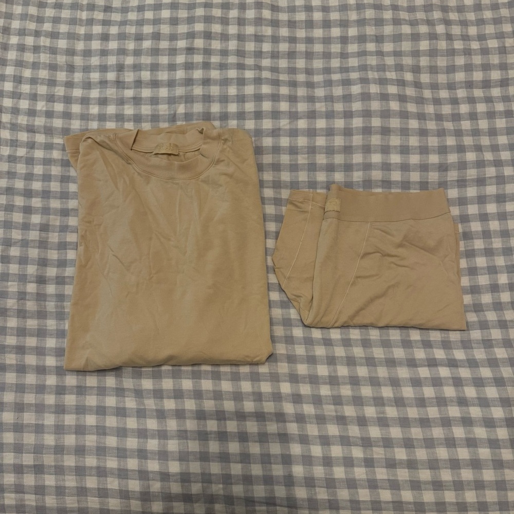 Skims Long Sleeve Boyfriend Pajama Set - Beige